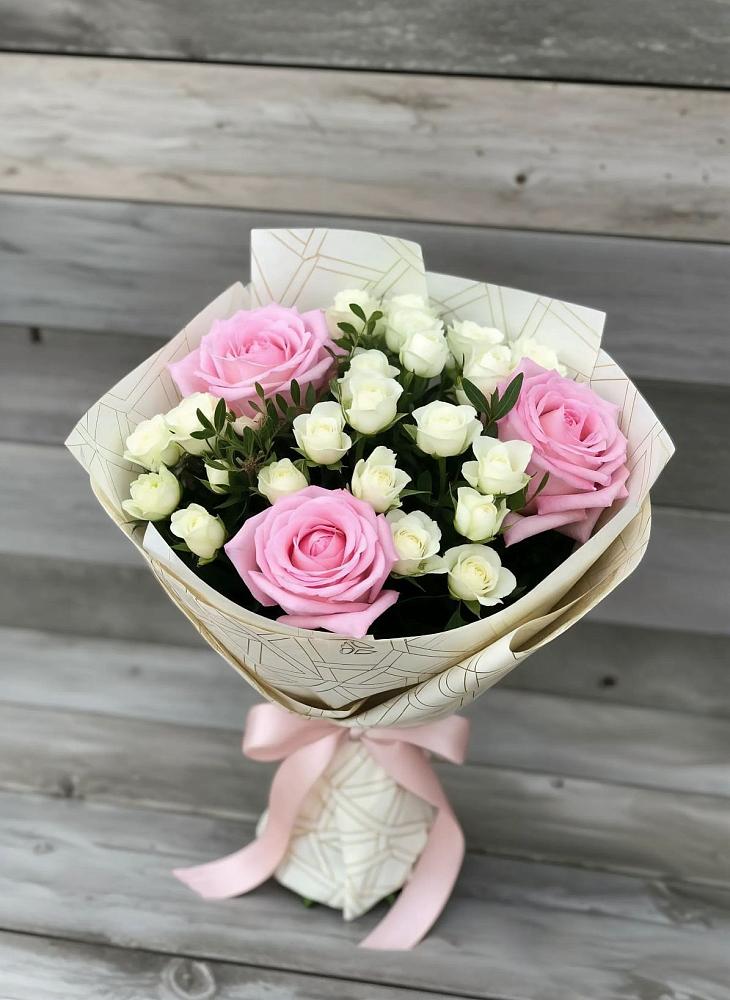 Букет цветов из: Розы в Усть-Донецком