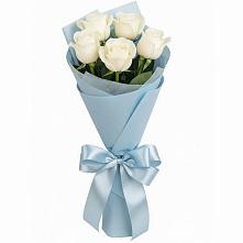 Букет 5 Белых роз Проуд в Усть-Донецком