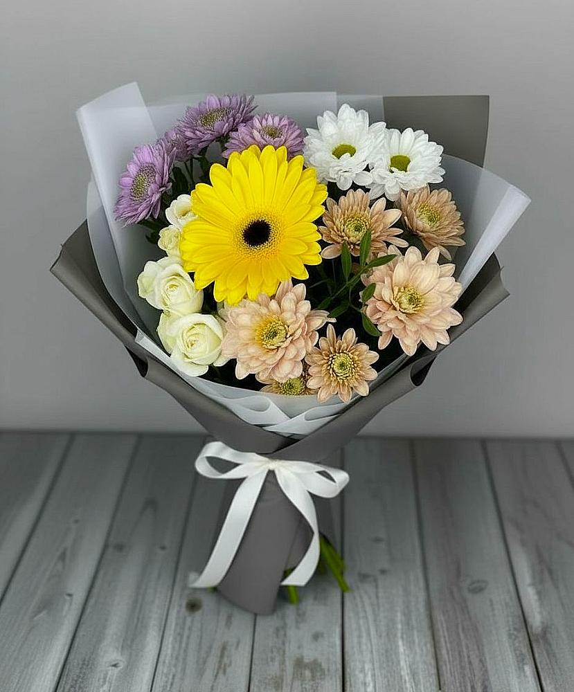 Букет цветов из: Розы, Герберы и Хризантемы в Усть-Донецком