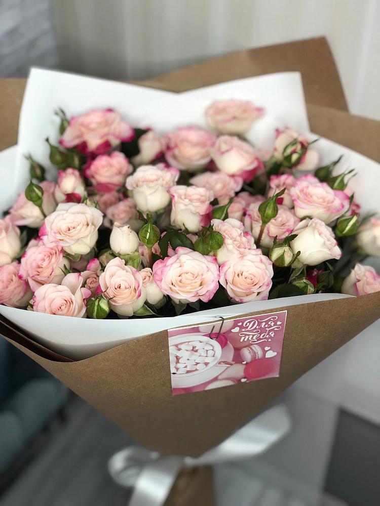 Букет цветов из: Розы в Усть-Донецком