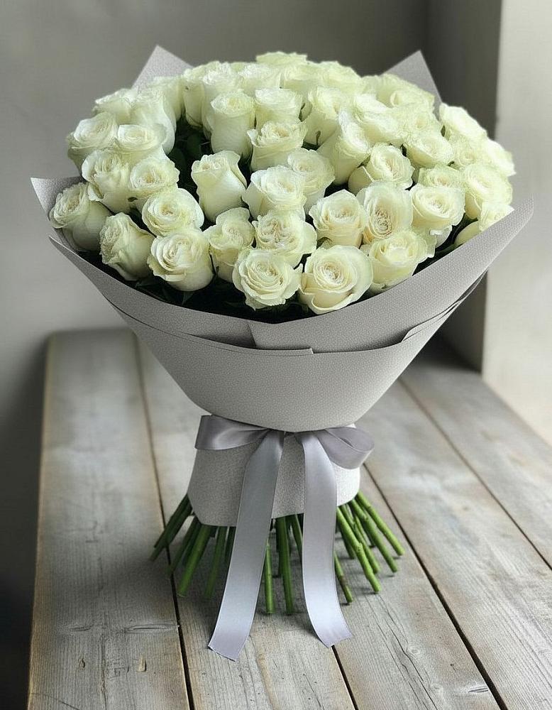 Букет 35 Белых роз в Усть-Донецком
