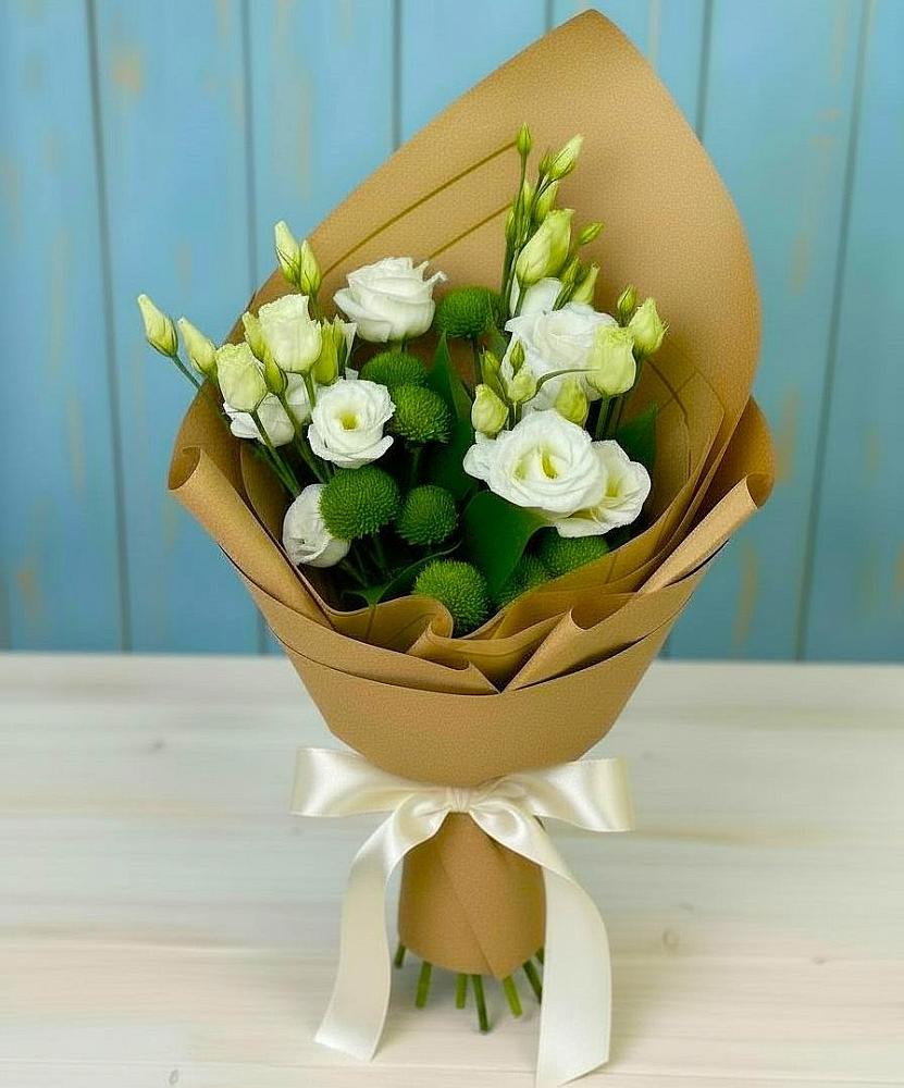 Букет цветов из: Хризантемы и Лизиантусы в Усть-Донецком