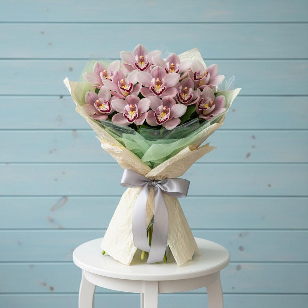 Букет цветов из: Орхидеи и Розы в Усть-Донецком