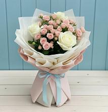 Букет цветов из:  Розы #REPLACE_PRED# Усть-Донецком