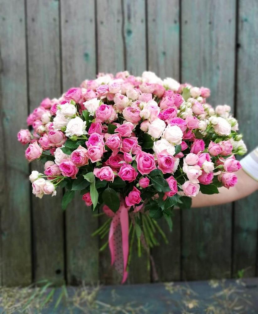 Букет Розовые кустовые розы Натали и Лав Лидия в Усть-Донецком