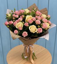 Букет цветов из:  Розы в Усть-Донецком