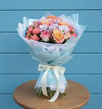 Букет цветов из:  Хризантемы и Розы в Усть-Донецком