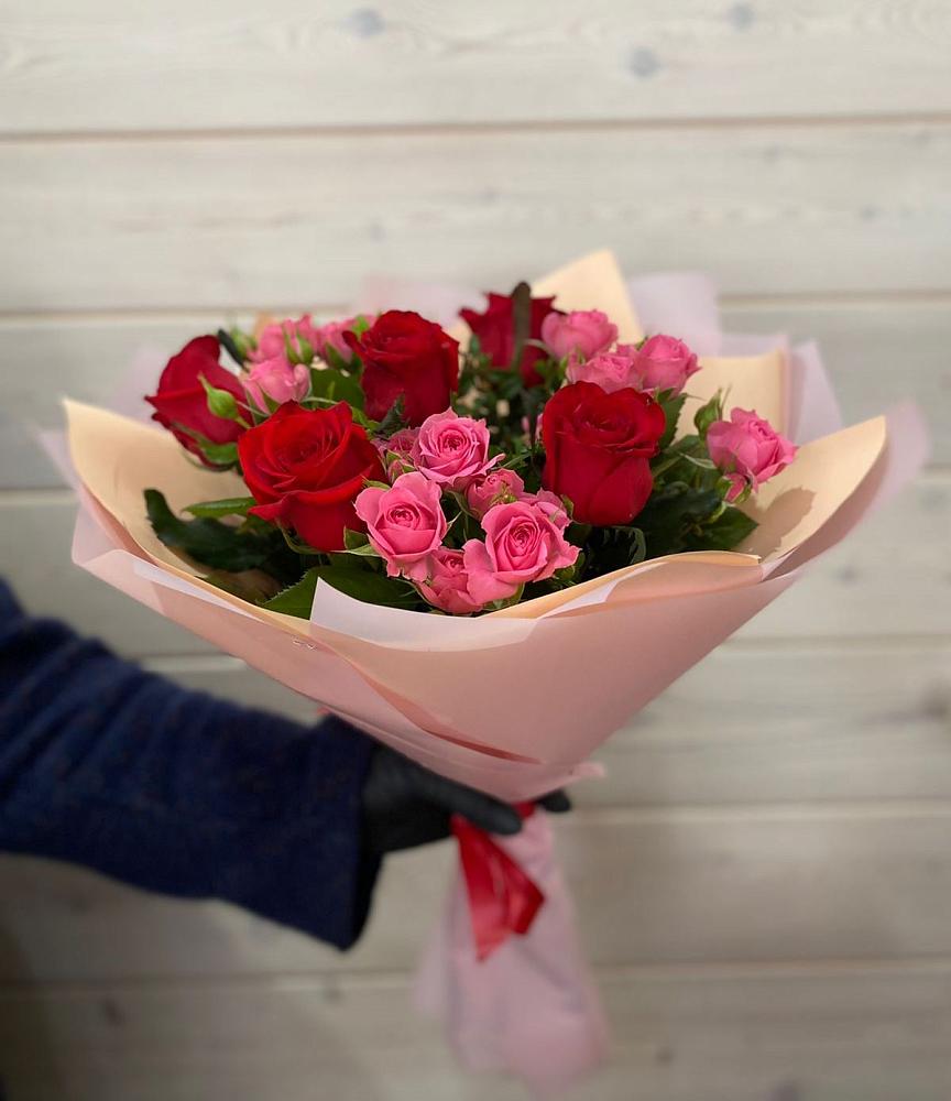 Букет цветов из: Розы в Усть-Донецком
