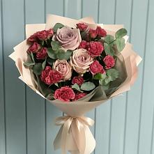 Букет цветов из:  Гвоздики и Розы в Усть-Донецком