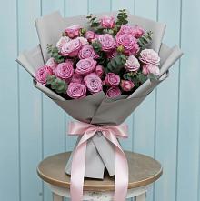 Букет цветов из:  Розы в Усть-Донецком